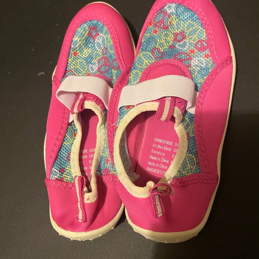 Vibrant Pink Kids Water Shoes